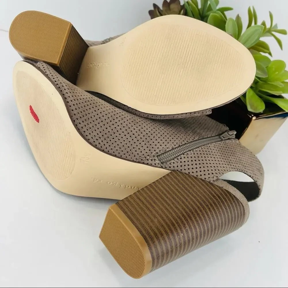 Indigo Rd. Iridella Block Heel Sandal Bootie Size 10 Taupe Textile Open Toe/Heel